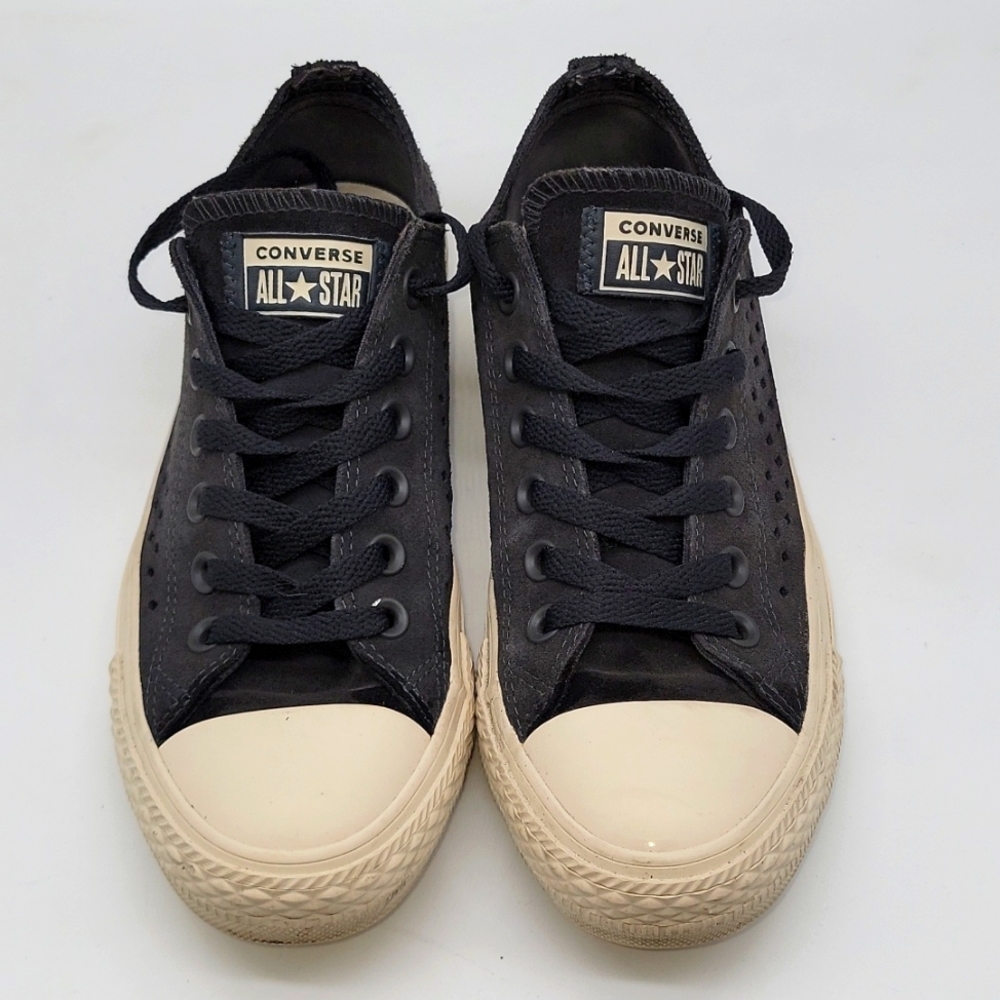 Converse Chuck Taylor All Star Unisex Ox Perforated Almost Black W7.5 M5.5